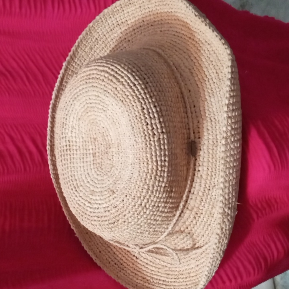 Scala women's crocheted Raffia hat with drawstring.